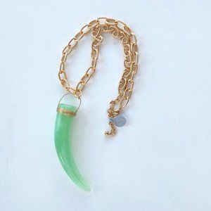 Green Tusk & Gold Chain Statement Necklace